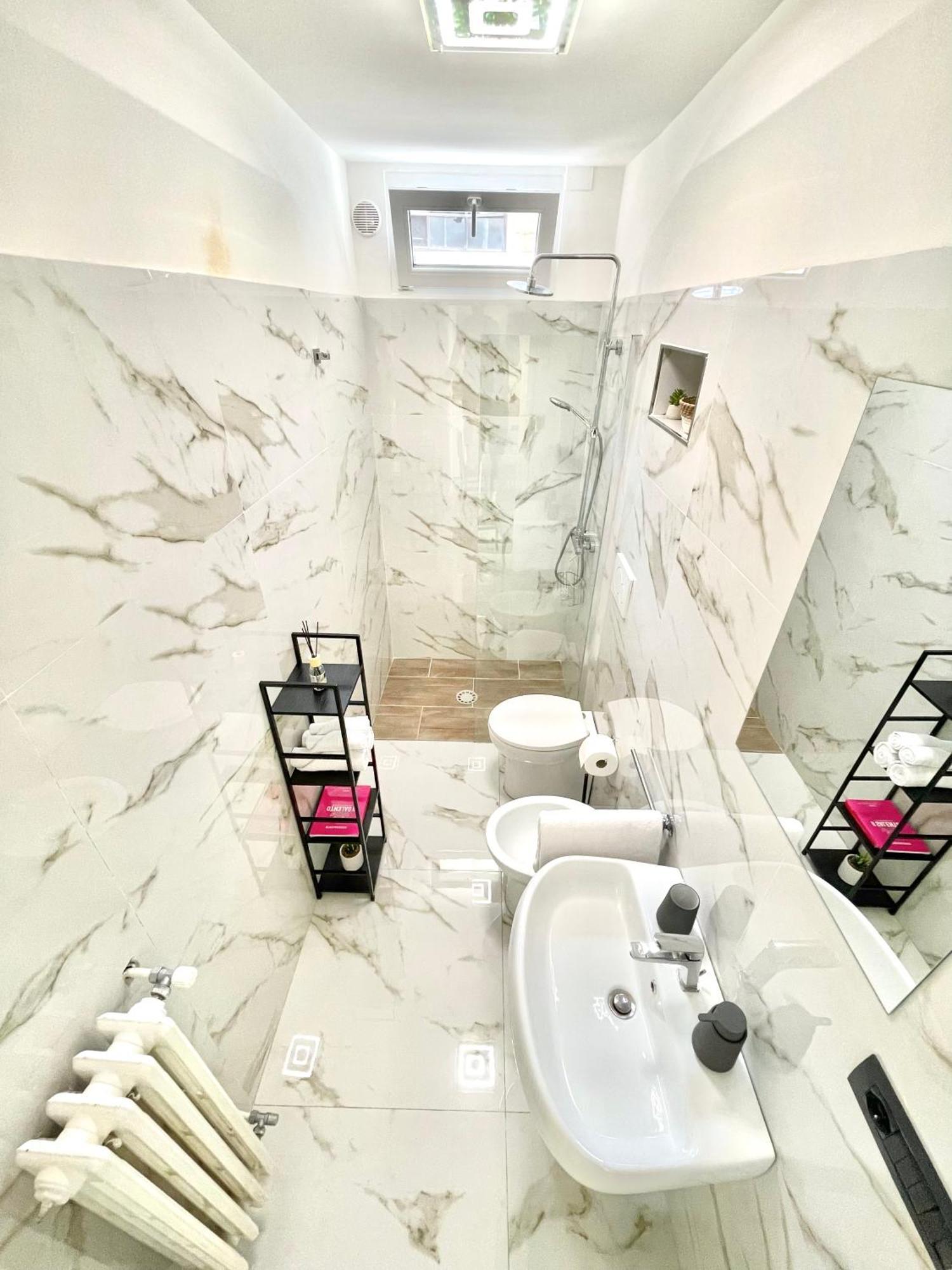 レッチェVohis Luxury House - Fast Wi-Fi & Easy Parkingアパートメント エクステリア 写真